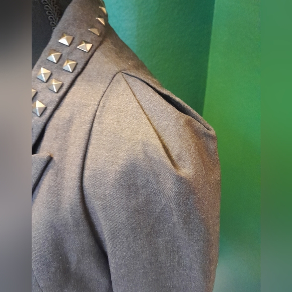 H&M Crop blazer size 8 - Picture 4 of 9